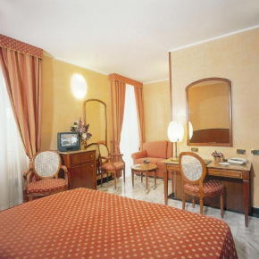 Отель Hotel Ristorante Ulivi  Аренцано